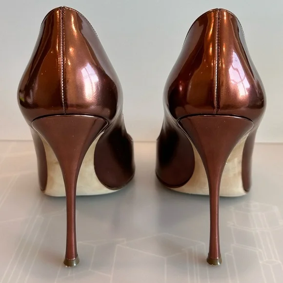 SALE SERGIO ROSSI GODIVA Red Dark Metallic Bronze Patent Leather Point Toe Pumps - Picture 6 of 12